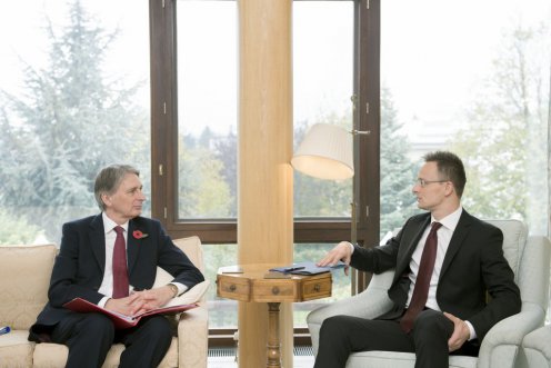  Szijjártó Péter külgazdasági és külügyminiszter és Philip Hammond brit külügyminiszter